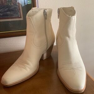 Dolce Vita Silma Ivory Booties
